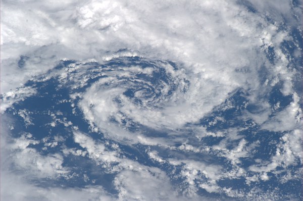 forming-cyclone-south-pacific_5445874331_o.jpg