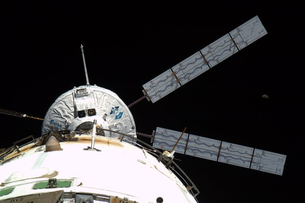 atv-docking-to-iss-under-the-watchful-eye-of-the-moon_5474749483_o.jpg