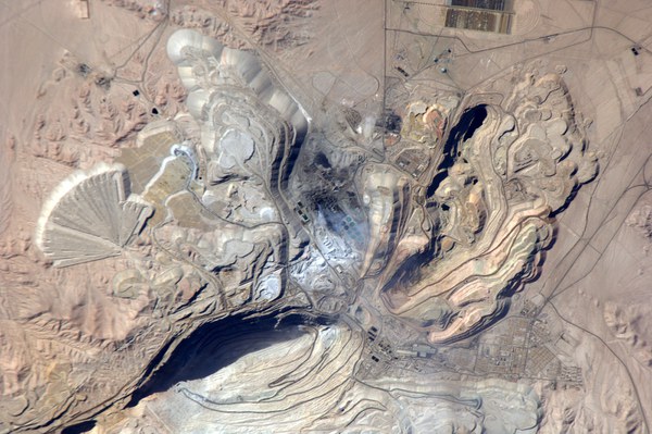 chuquicamata-copper-mine-chile_5467511181_o.jpg