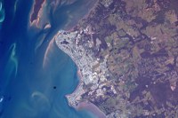 hervey-bay-queensland-australia_5618221591_o.jpg
