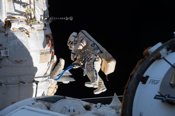 sergey-and-fyodor-during-their-spacewalk-on-august-17_35968987793_o.jpg