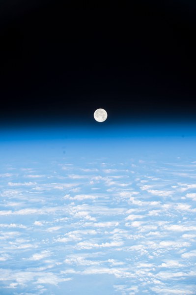 the-moon-as-seen-from-the-space-station_24050185437_o.jpg
