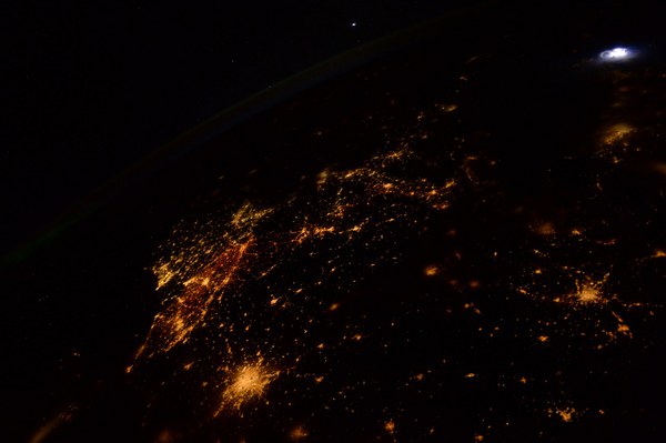 the-netherlands-belgium-and-northern-france-at-night_37539792786_o.jpg